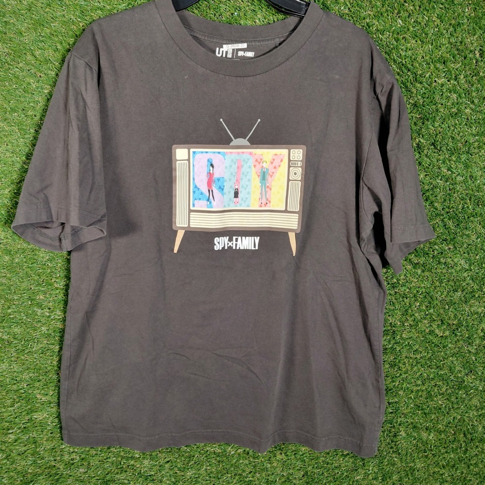 UNIQLO UT SPY x FAMILY Graphic Print T-Shirt Mens Large‎ TV Anime